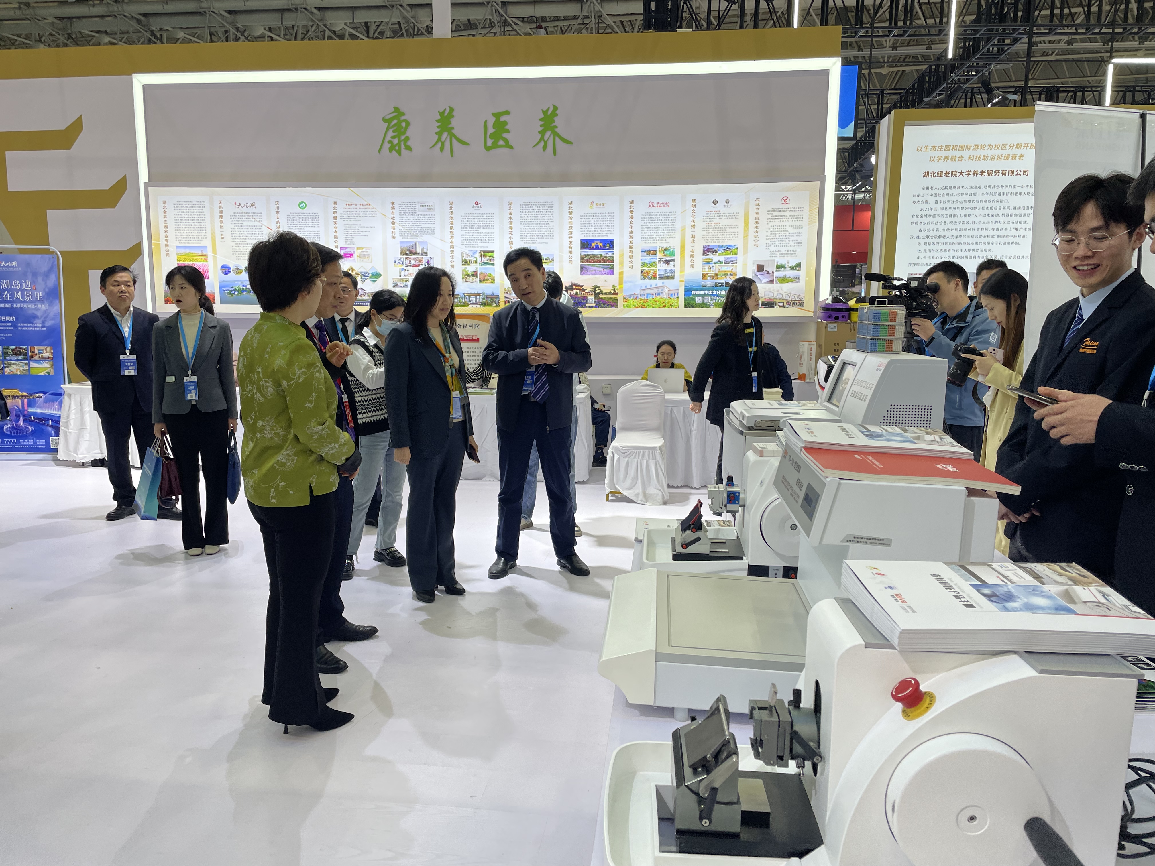 1716789758472539.jpg 591cd2e251a102d9ec277b406ecf4a8.jpg